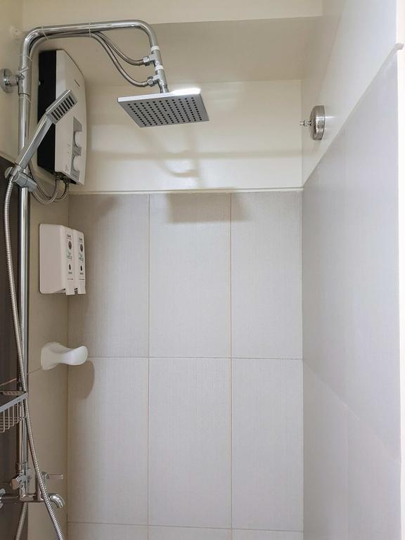 Studio Unit At The Breeze Residences Manila Zewnętrze zdjęcie